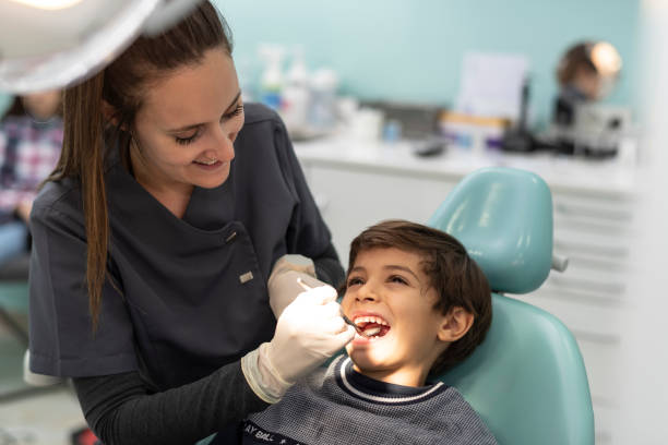 Best Emergency Tooth Extraction in Bushnell, FL